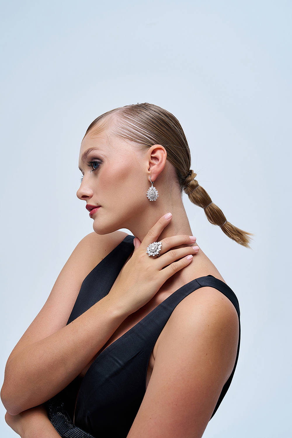 2.05 Karat Tasarım Pırlanta Baget Yüzük - Görsel 4